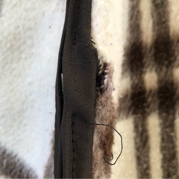 VINTAGE 60s Reversible Plaid Black & White & Multicolored Collared Cape - Picture 5 of 6